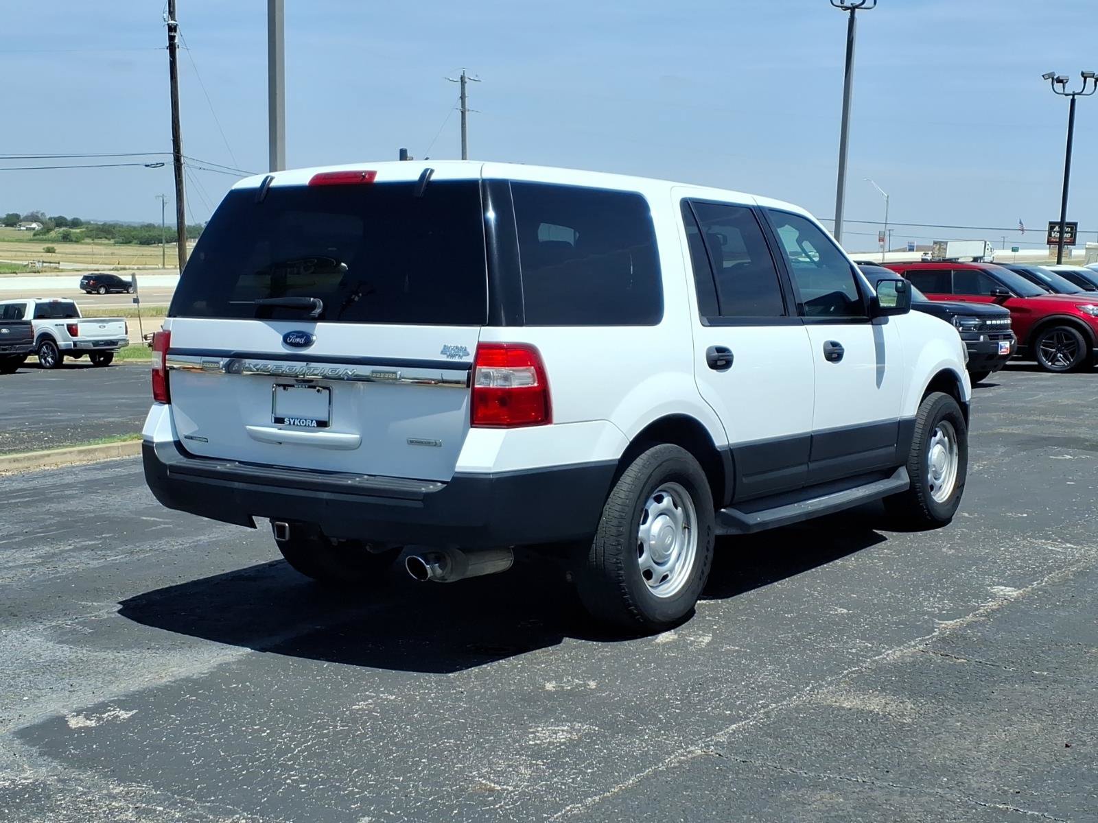Used 2017 Ford Expedition XL RWD image 5