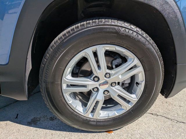 Used 2024 GMC Terrain SLE image 10