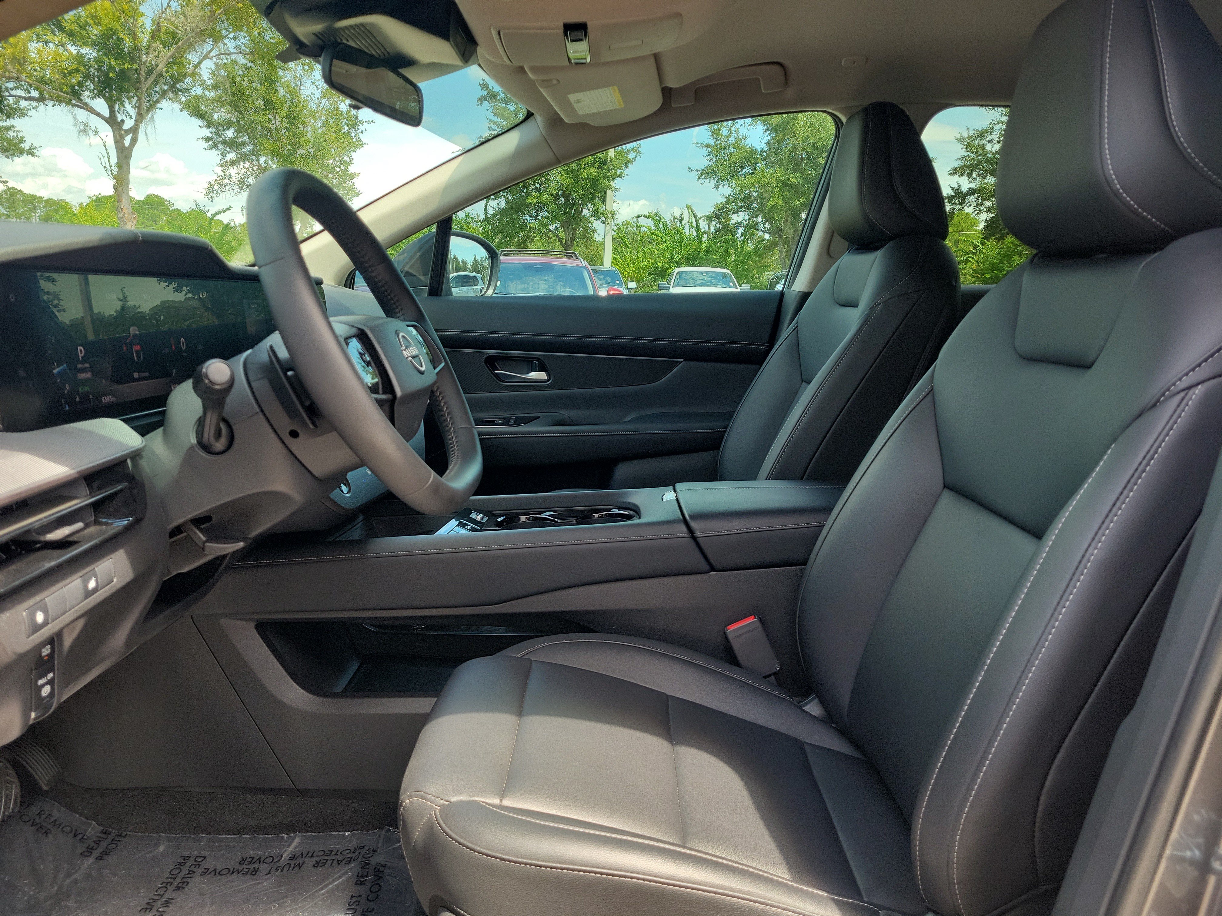 Certified 2025 Nissan Murano SV AWD/4WD image 13