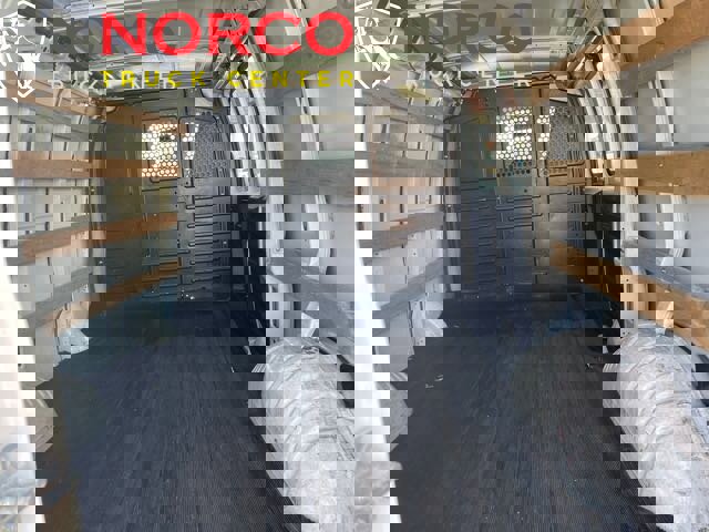 Used 2018 Chevrolet Express 2500 w/ Driver Convenience Package image 18