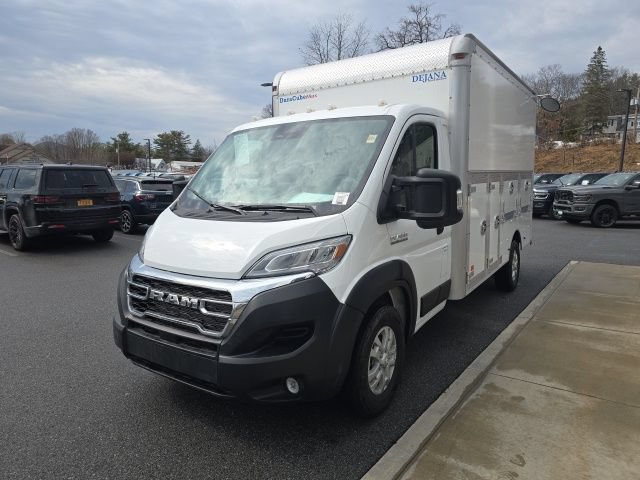 Used 2025 RAM ProMaster 3500 w/ Quick Order Package 22G SLT FWD image 3