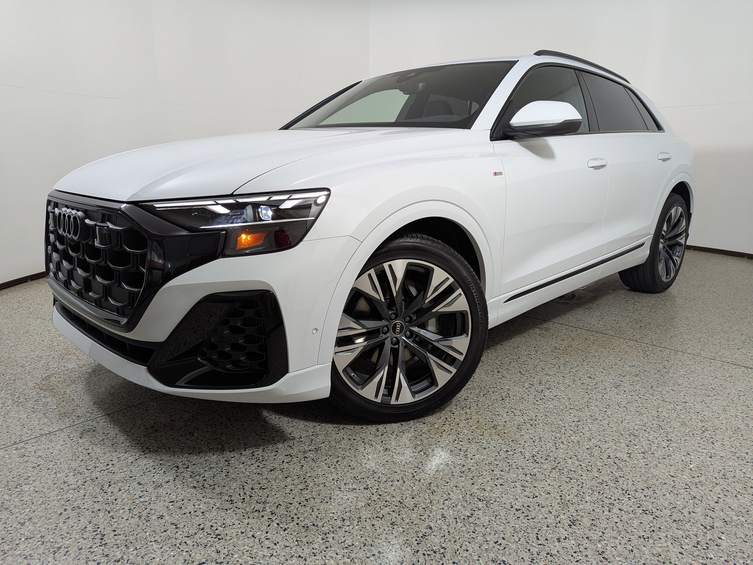 New 2026 Audi Q8 Premium Plus image 18