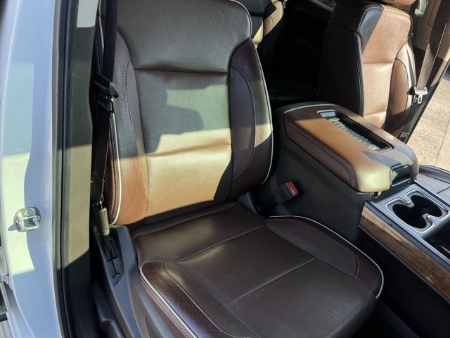 Used 2016 Chevrolet Silverado 1500 High Country w/ High Country Premium Package AWD/4WD image 29