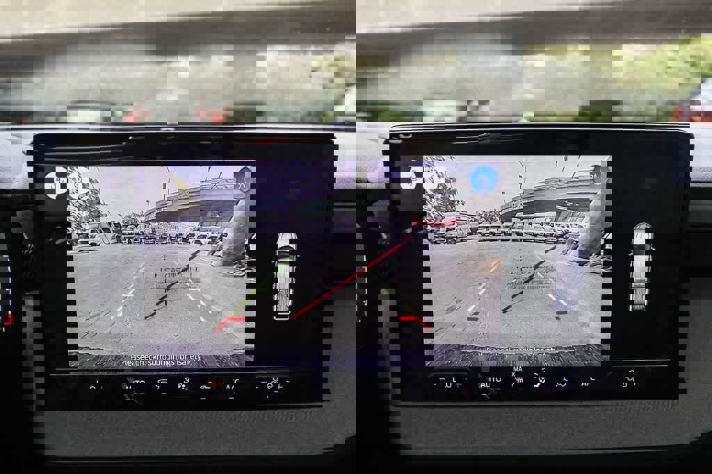 New 2026 Ford Maverick XLT image 25