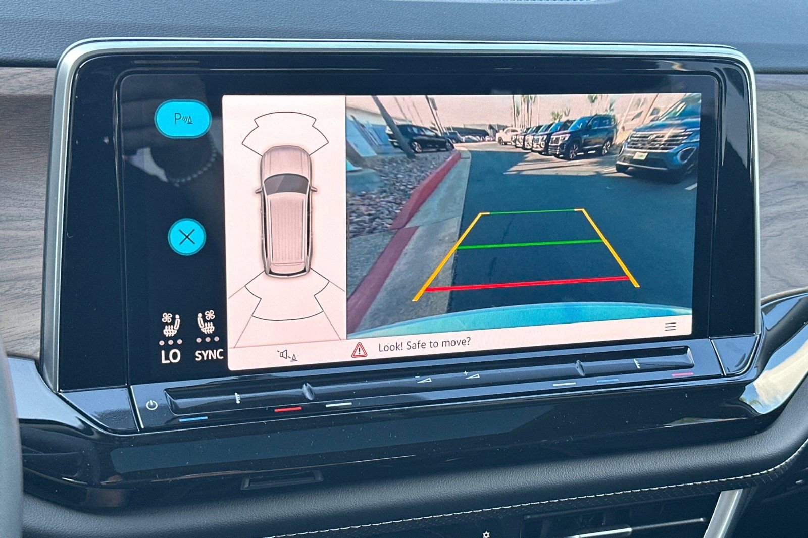 New 2026 Volkswagen Atlas SE image 19