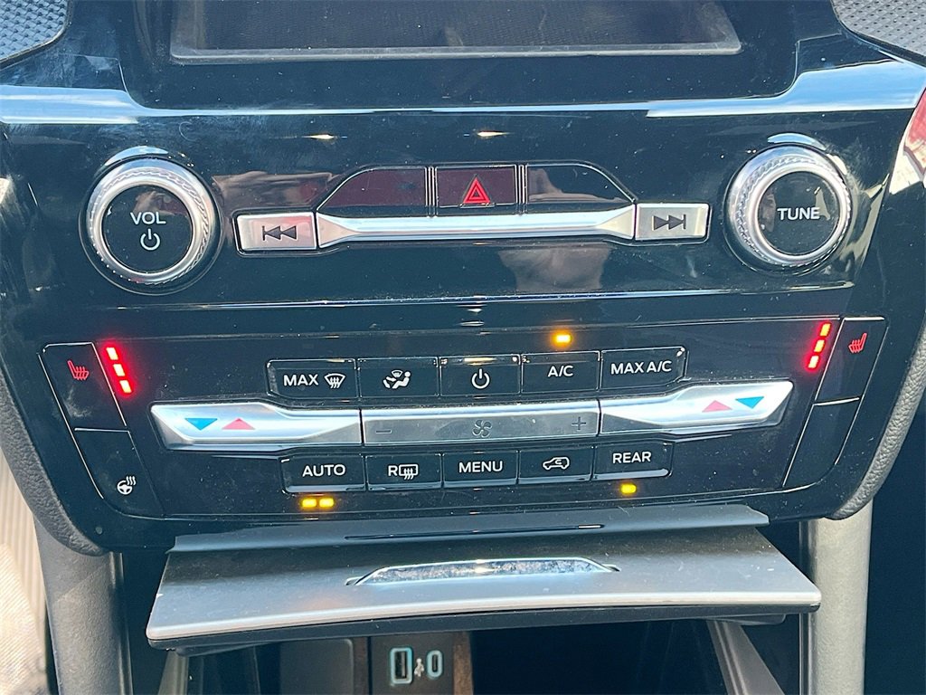 Used 2022 Ford Explorer ST image 15