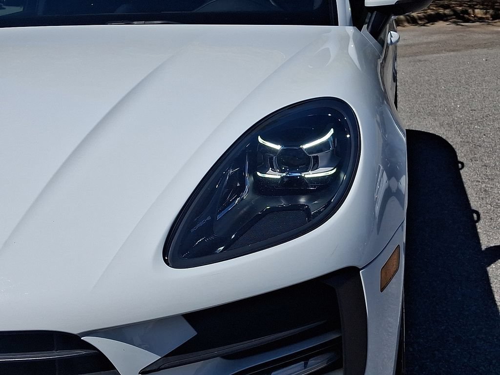 Used 2020 Porsche Macan AWD/4WD image 9