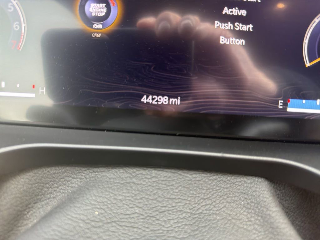 Used 2023 Jeep Grand Cherokee Summit image 9