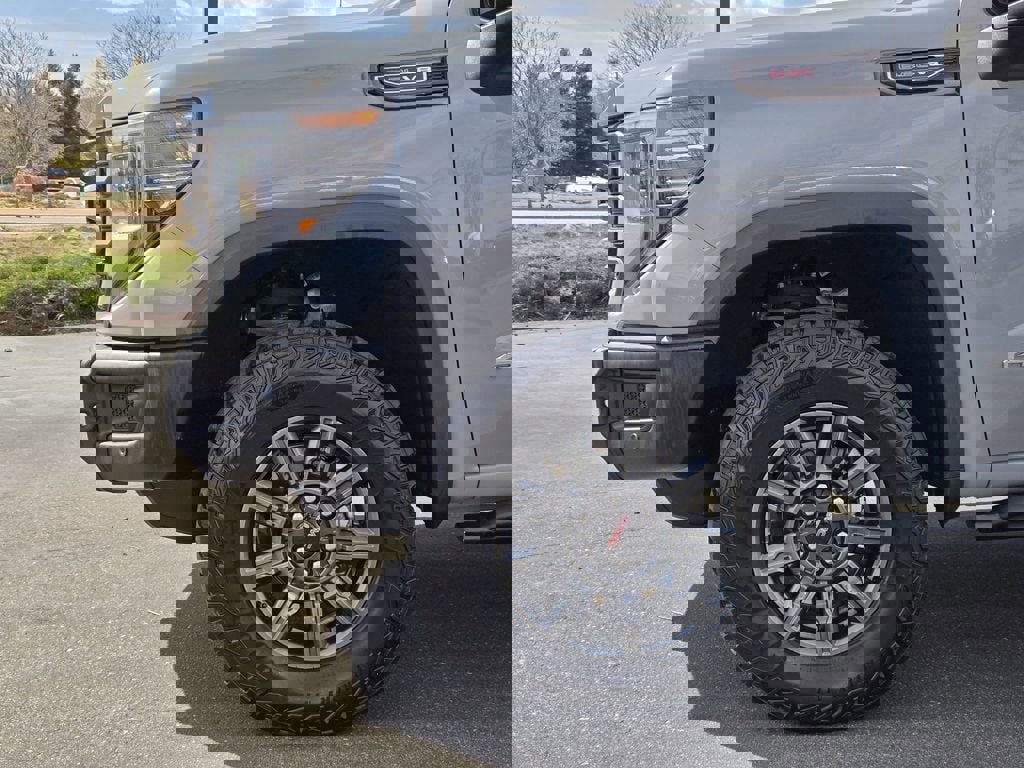 Certified 2024 GMC Sierra 1500 AT4X image 6