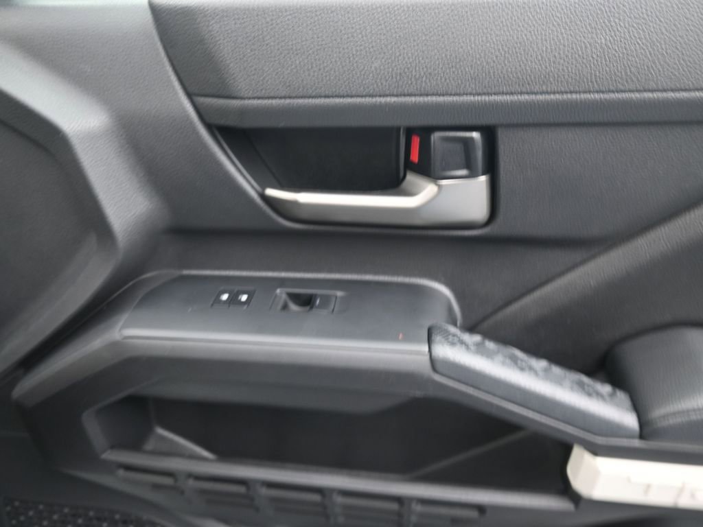 Used 2024 Toyota Tacoma TRD Off-Road image 18