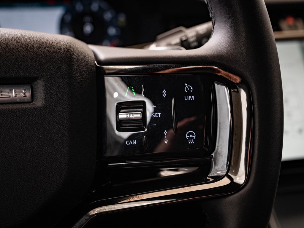 Used 2024 Land Rover Range Rover Evoque S image 29