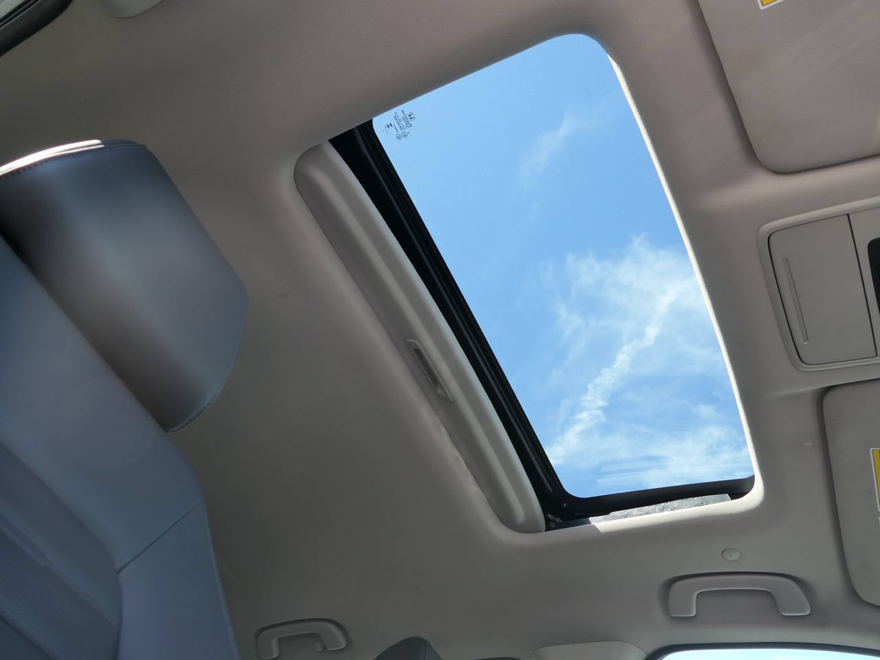 Used 2023 Honda CR-V EX-L image 29