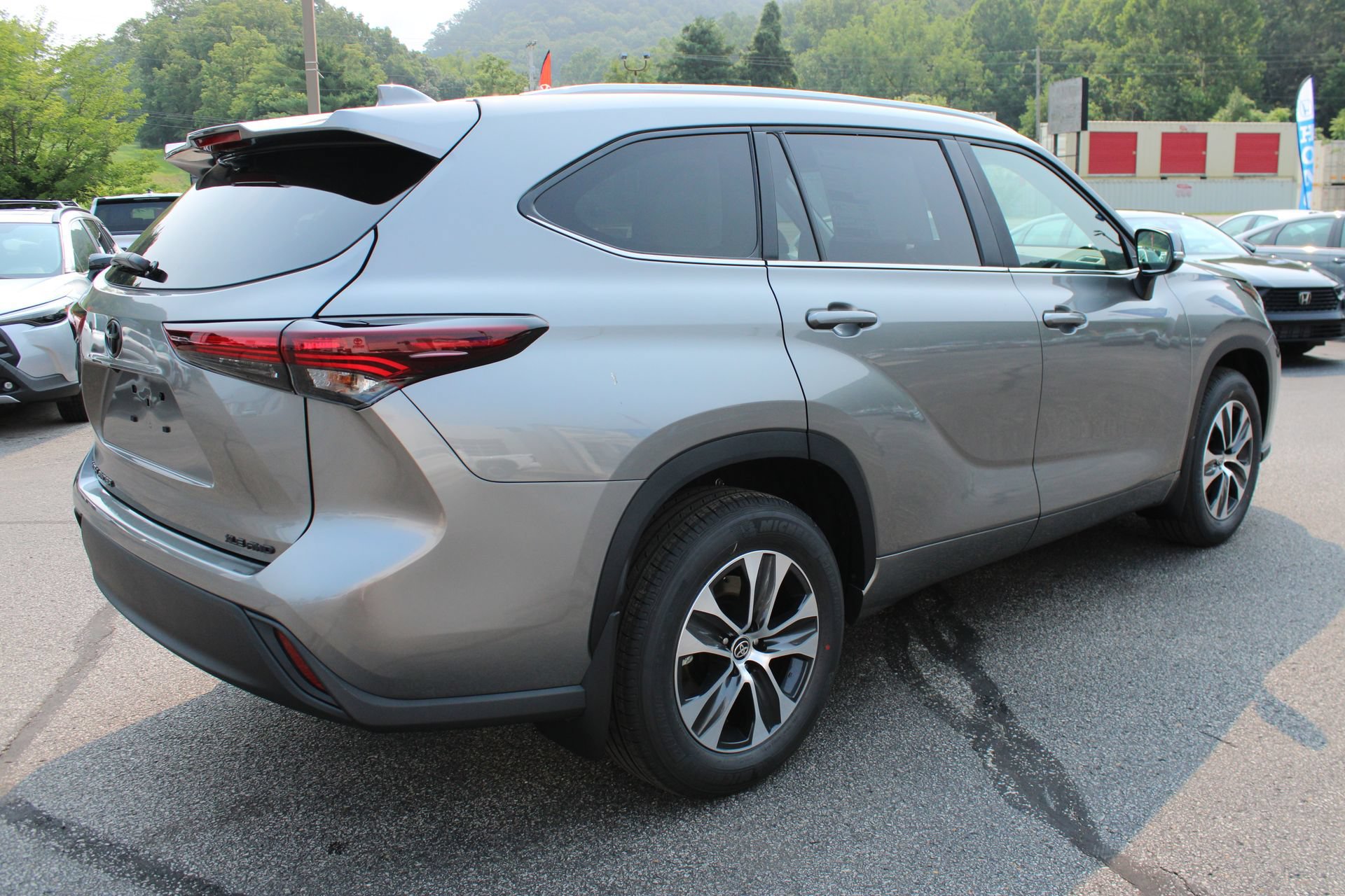 New 2026 Toyota Highlander XLE AWD/4WD image 7