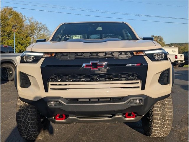 New 2026 Chevrolet Colorado ZR2 w/ Technology Package video 2