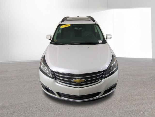 Used 2016 Chevrolet Traverse LT w/ Style and Technology Package image 43