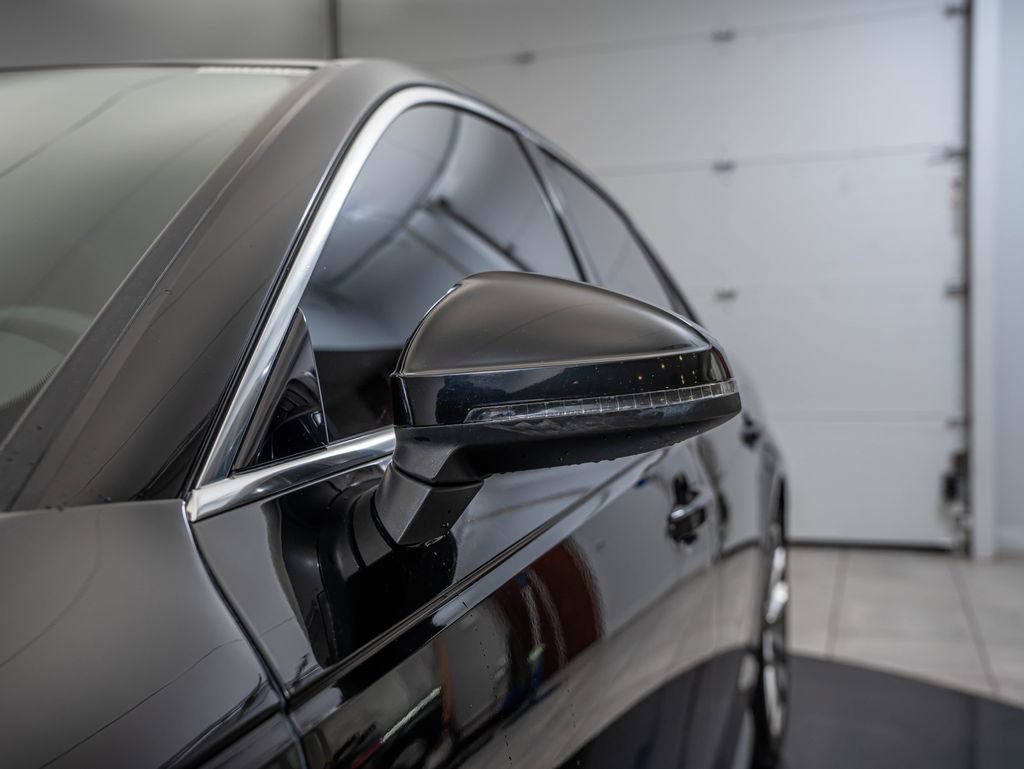 Used 2019 Audi A4 2.0T Premium w/ Convenience Package AWD/4WD image 9