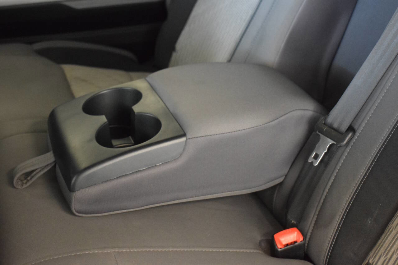 Used 2017 Toyota Tacoma TRD Off-Road image 90