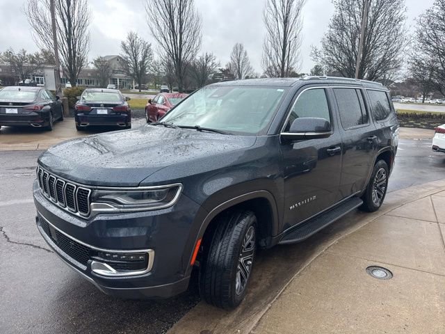 Used 2022 Jeep Wagoneer Series III AWD/4WD image 7