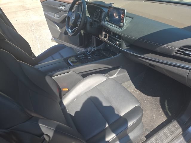 Certified 2023 Nissan Rogue SV w/ SV Premium B Package AWD/4WD image 21