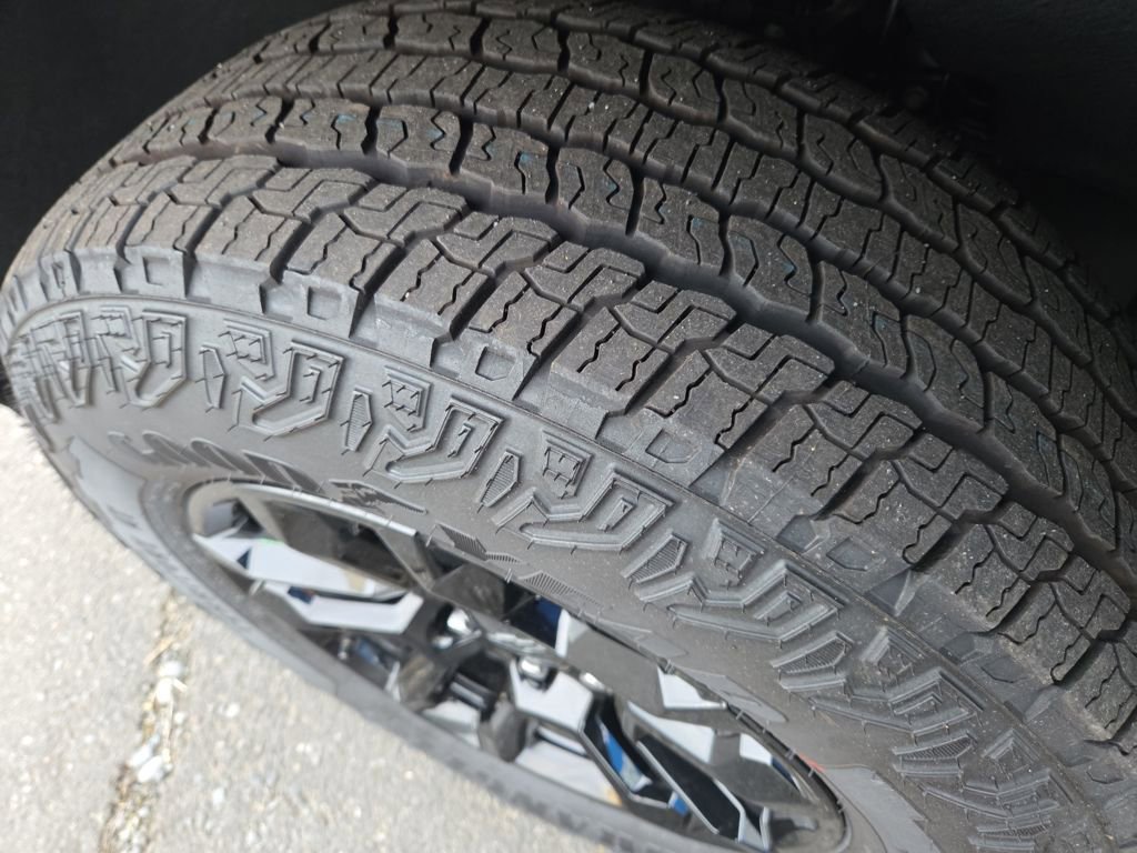 New 2025 Chevrolet Colorado Z71 w/ Midnight Edition image 21