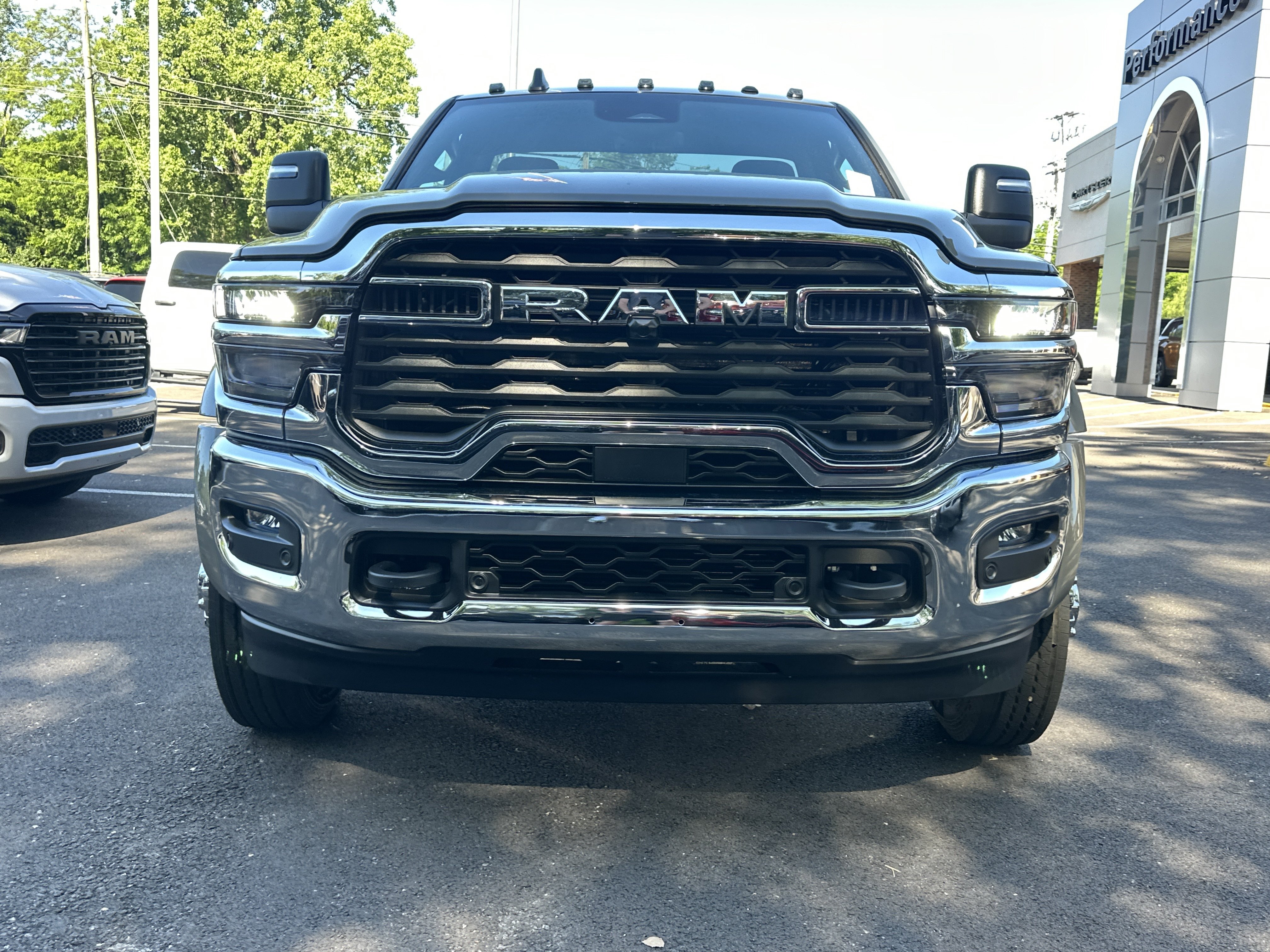 New 2026 RAM 5500 4x4 Regular Cab image 18