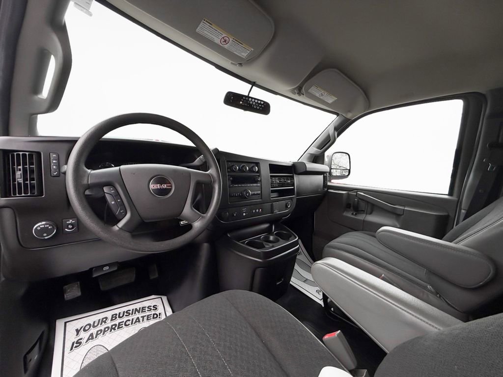 Used 2021 GMC Savana 2500 w/ Driver Convenience Package image 15