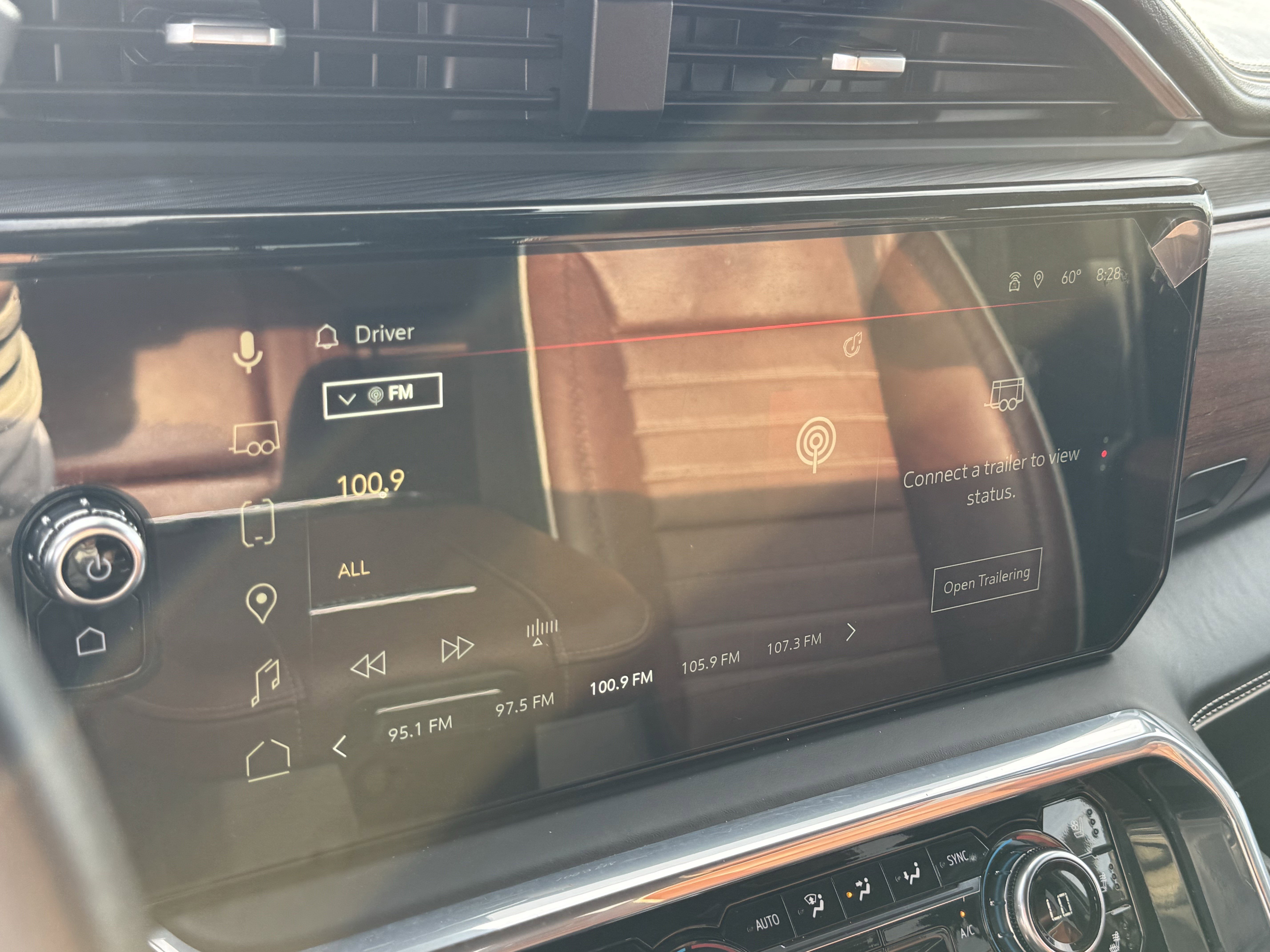 Used 2025 GMC Sierra 2500 Denali Ultimate image 18