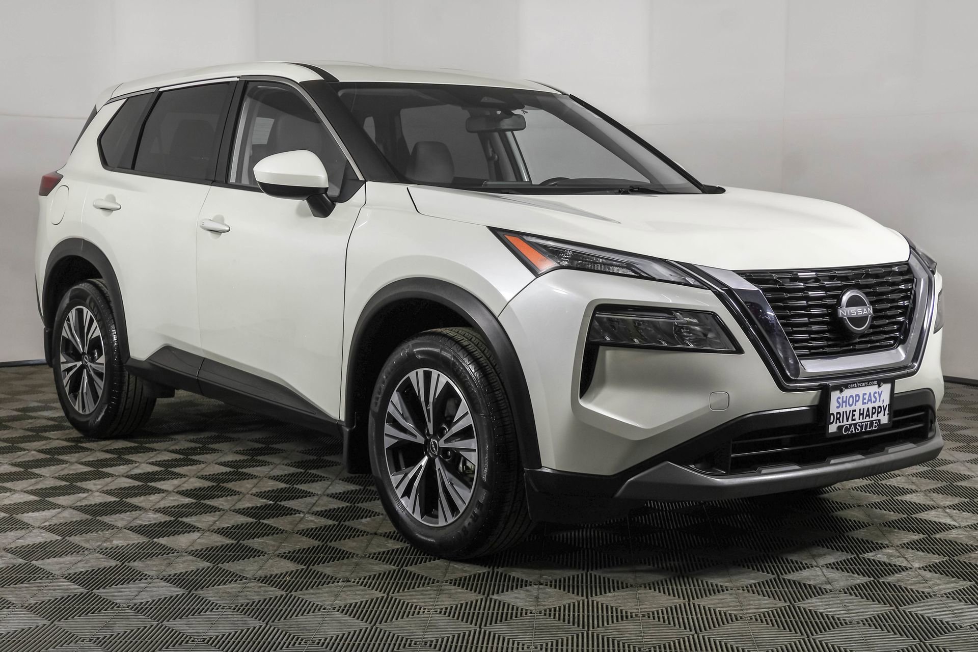 Used 2023 Nissan Rogue SV image 11