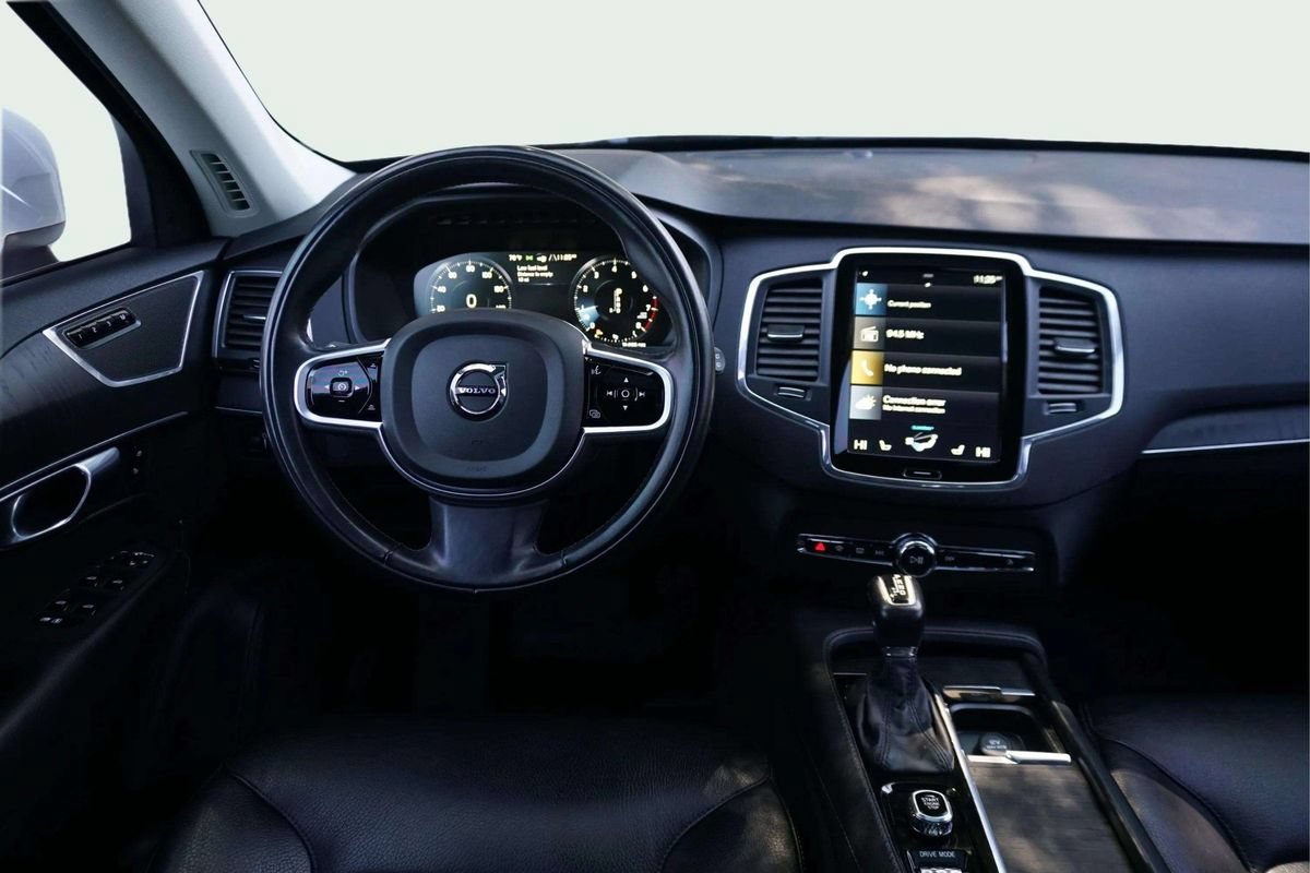 Used 2020 Volvo XC90 T6 Momentum w/ Protection Package Premier AWD/4WD image 23