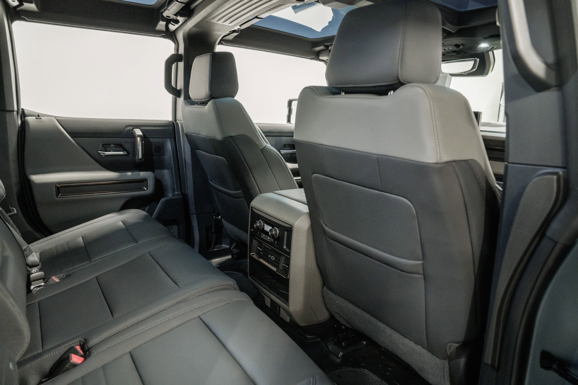 Used 2024 GMC Hummer EV 3X w/ Omega Edition image 25