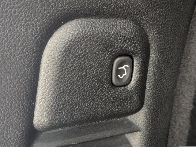 Used 2022 Dodge Durango SRT w/ Black Package image 31