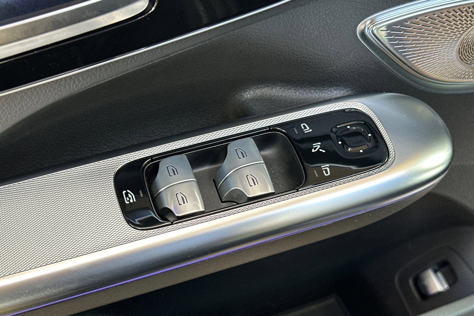 New 2025 Mercedes-Benz EQE 350+ 4MATIC SUV image 13