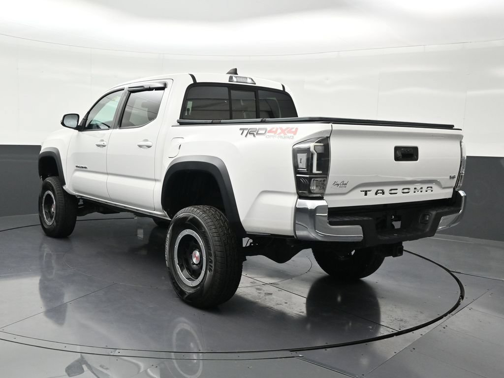 Used 2020 Toyota Tacoma TRD Off-Road AWD/4WD image 3