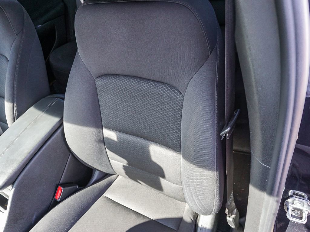 Used 2022 Chevrolet Malibu LT image 20