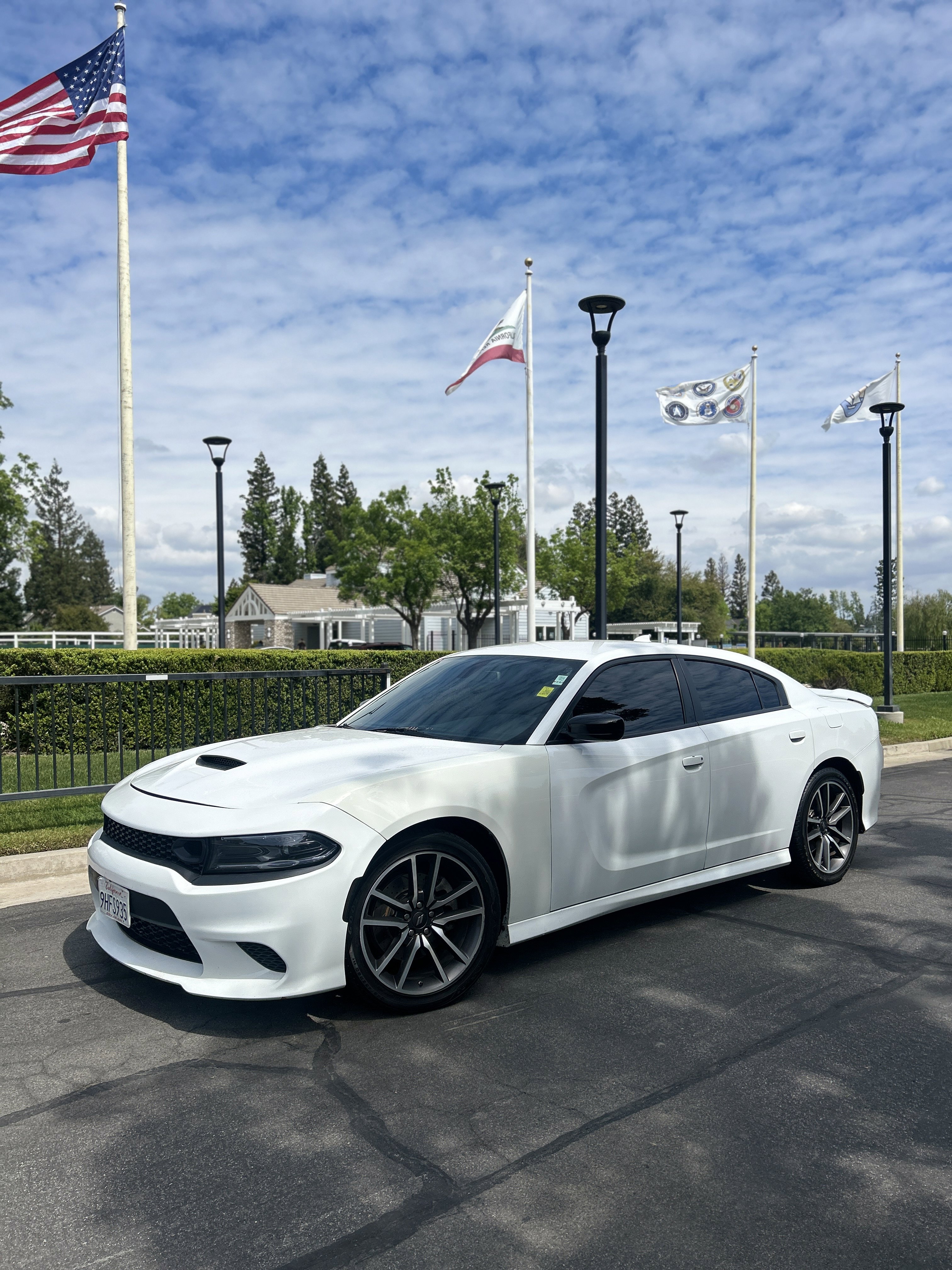 Used 2023 Dodge Charger R/T w/ Navigation & Travel Group image 3