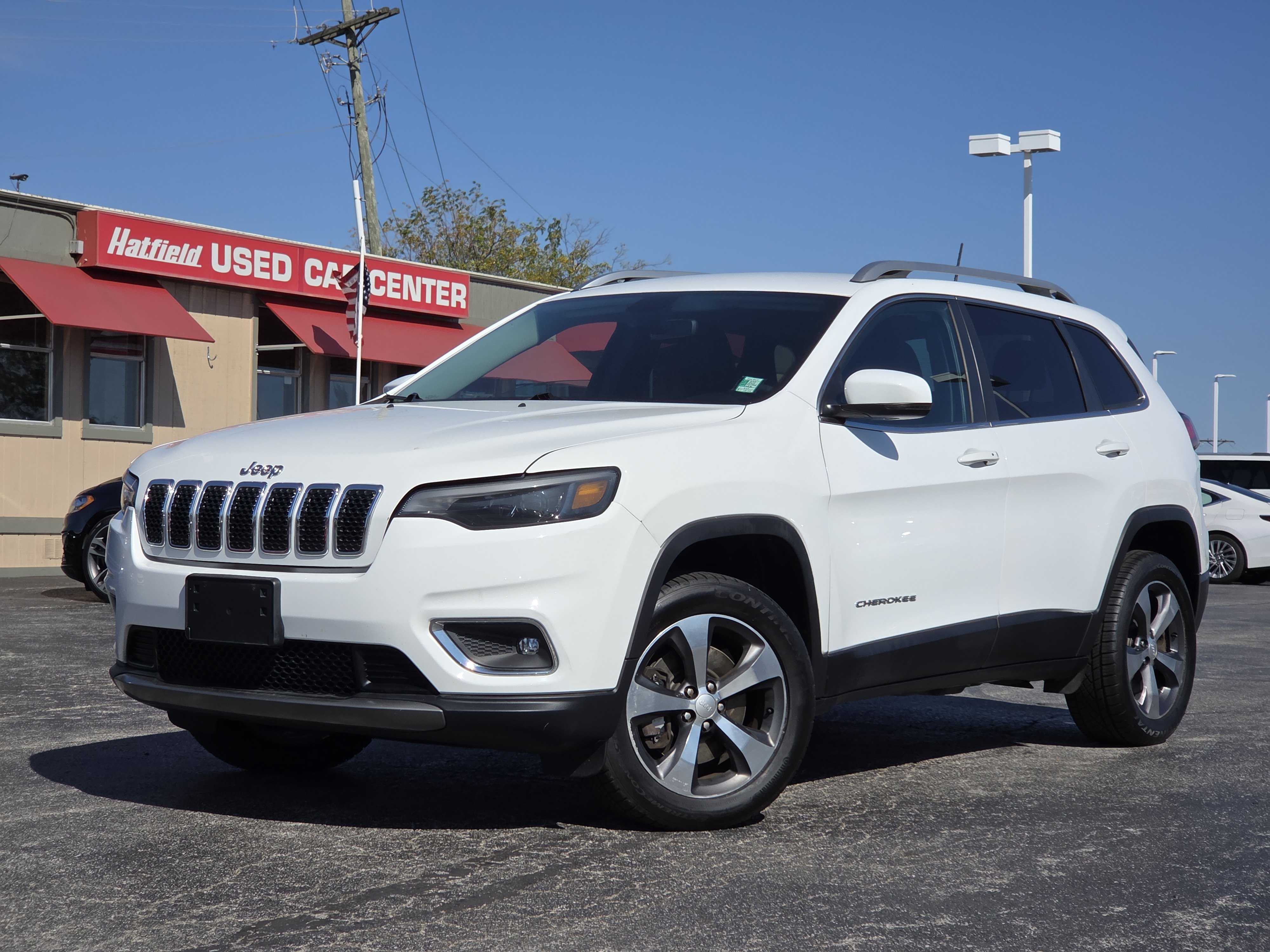 Used 2019 Jeep Cherokee Limited AWD/4WD image 4