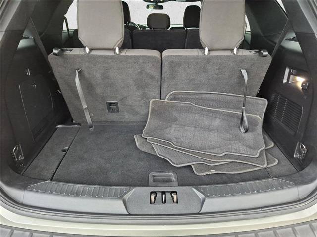 Used 2020 Ford Explorer XLT AWD/4WD image 6