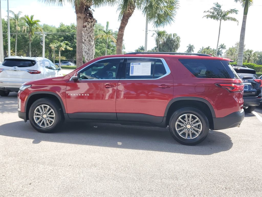 Certified 2023 Chevrolet Traverse LT image 2