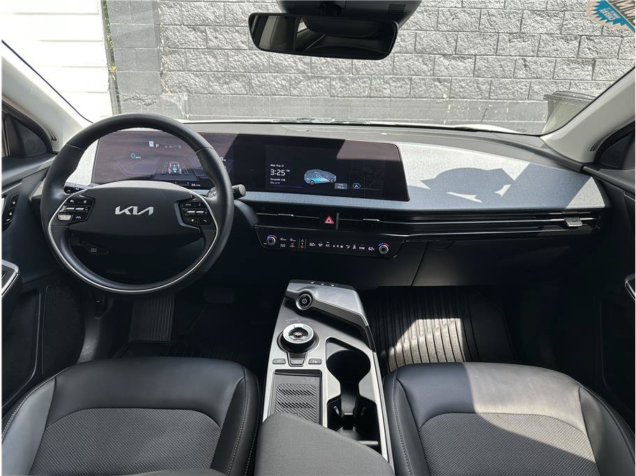 Used 2024 Kia EV6 Light AWD/4WD image 18