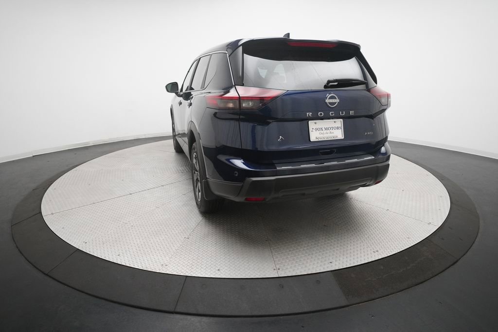 Certified 2026 Nissan Rogue SV image 34