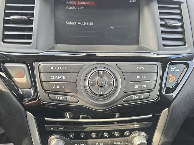 Used 2019 Nissan Pathfinder S image 30