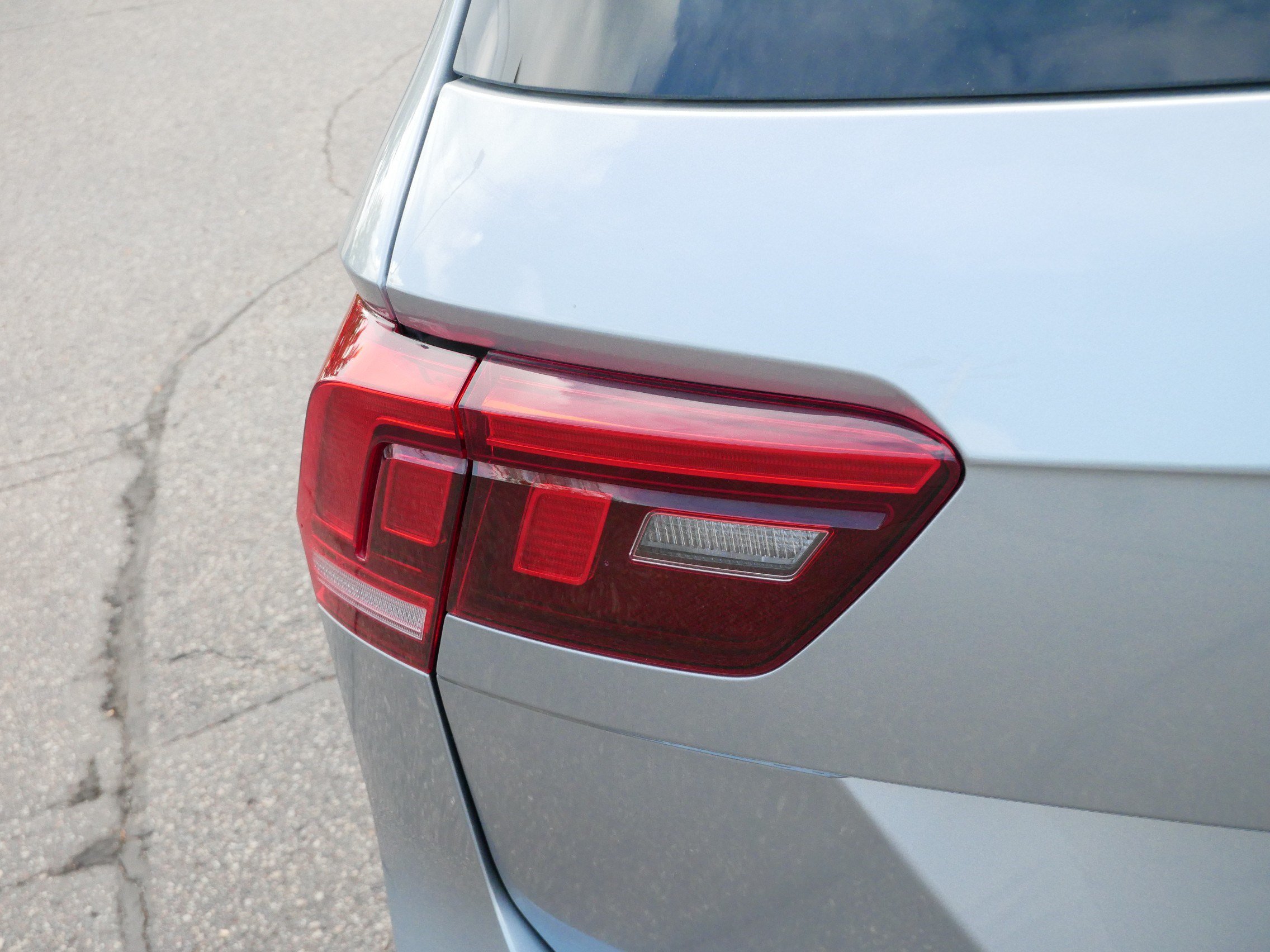 Certified 2024 Volkswagen Tiguan S AWD/4WD image 17