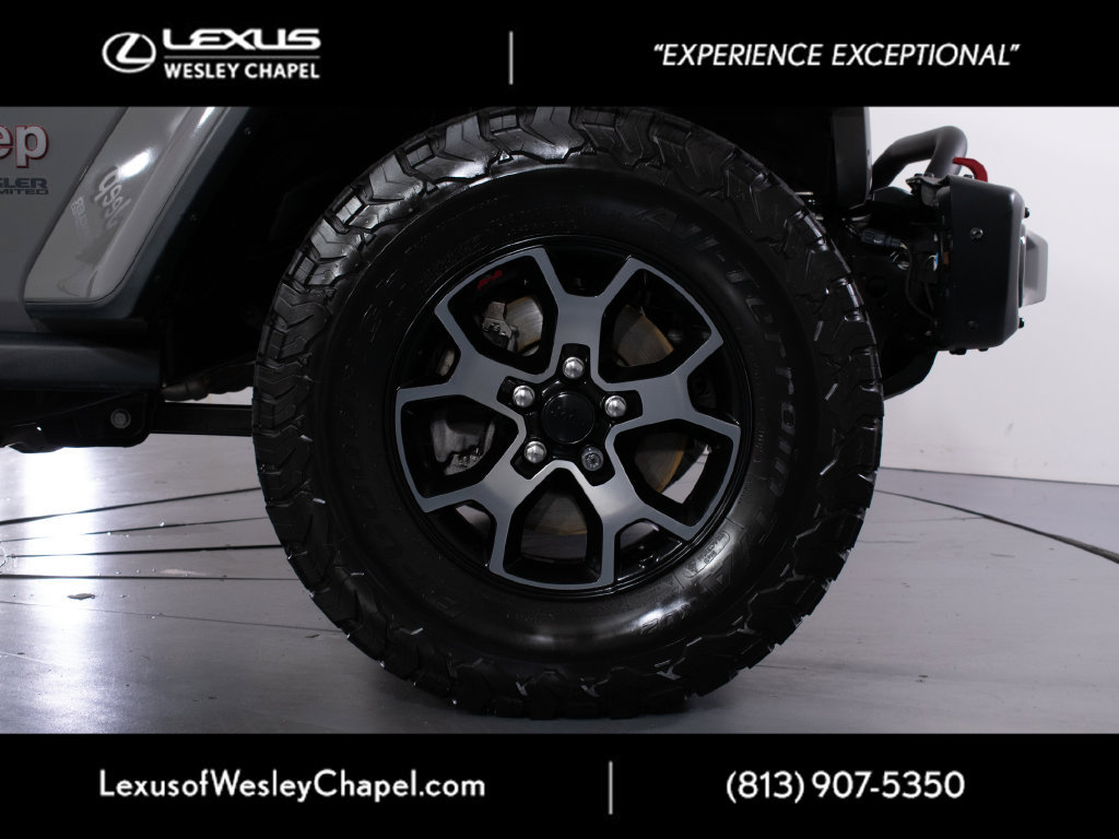 Used 2018 Jeep Wrangler Unlimited Rubicon AWD/4WD image 3