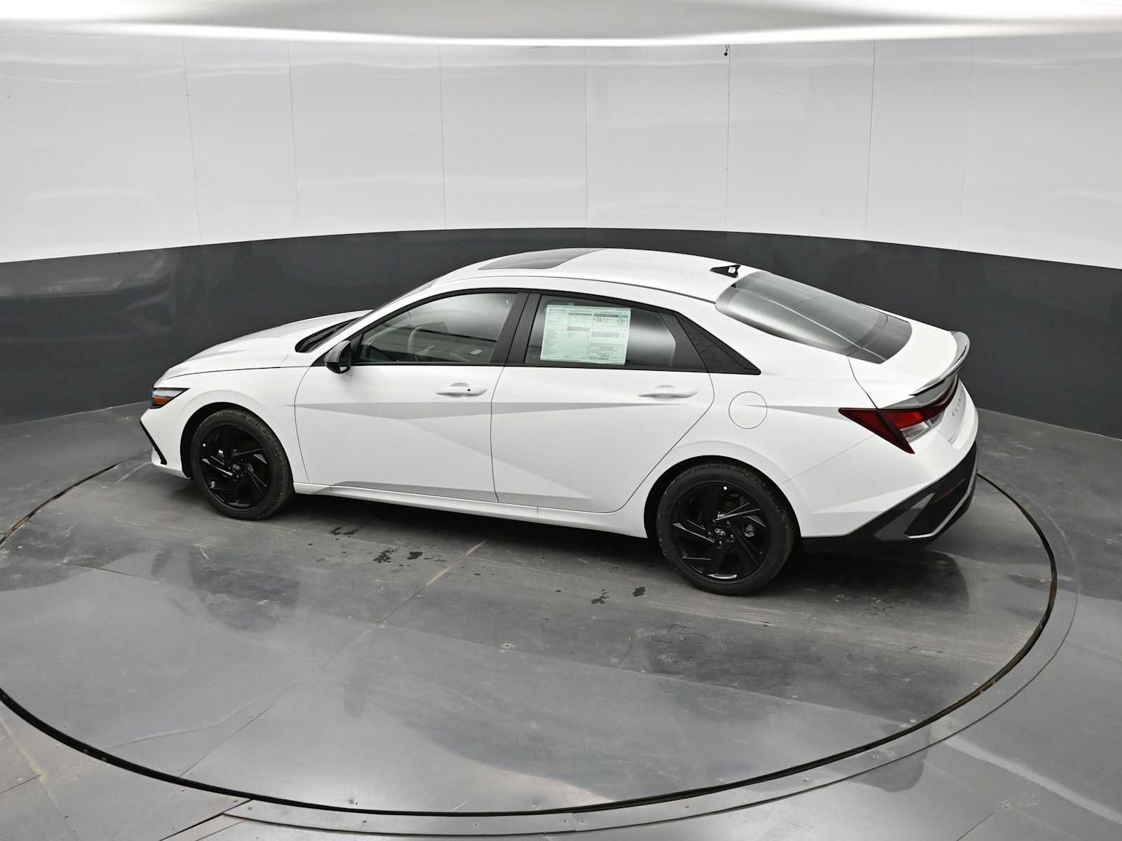 New 2026 Hyundai Elantra SEL Sport FWD image 33