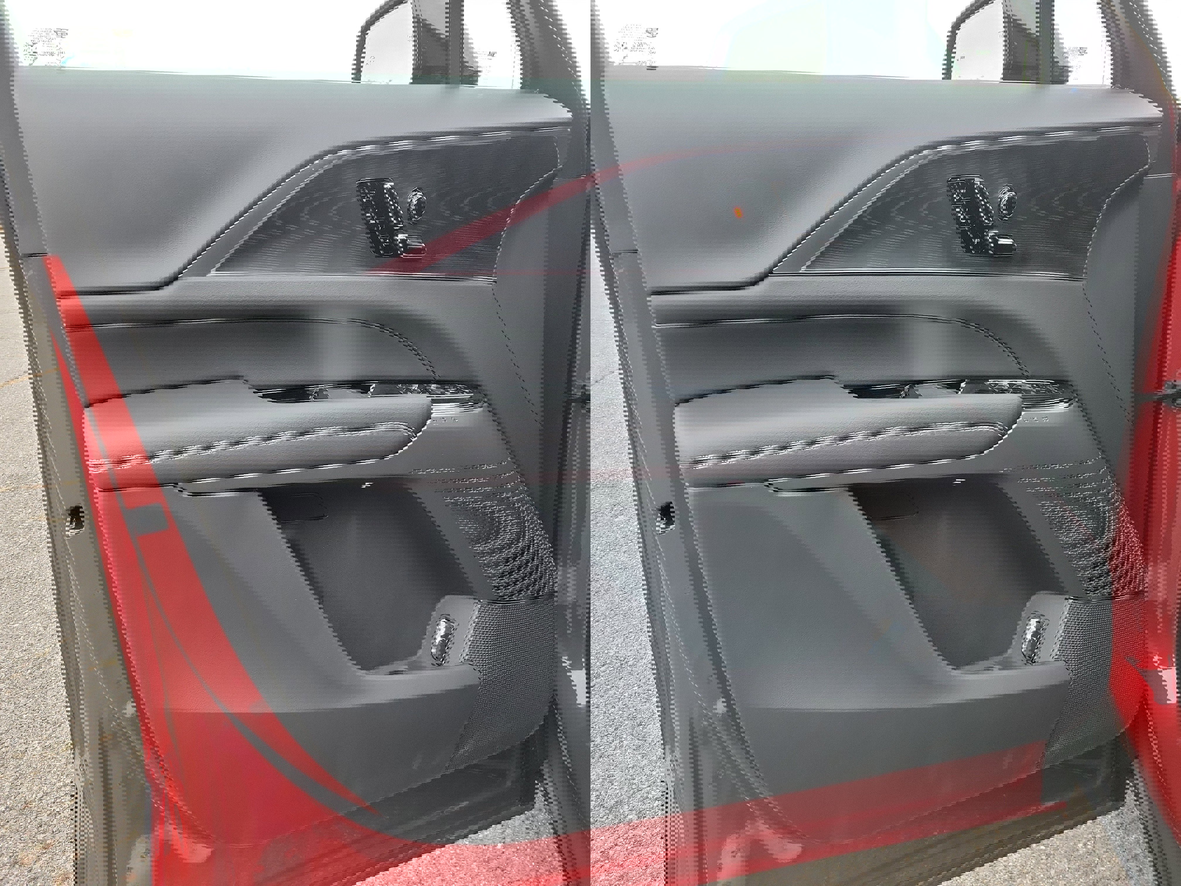 New 2026 Cadillac Lyriq Sport image 17