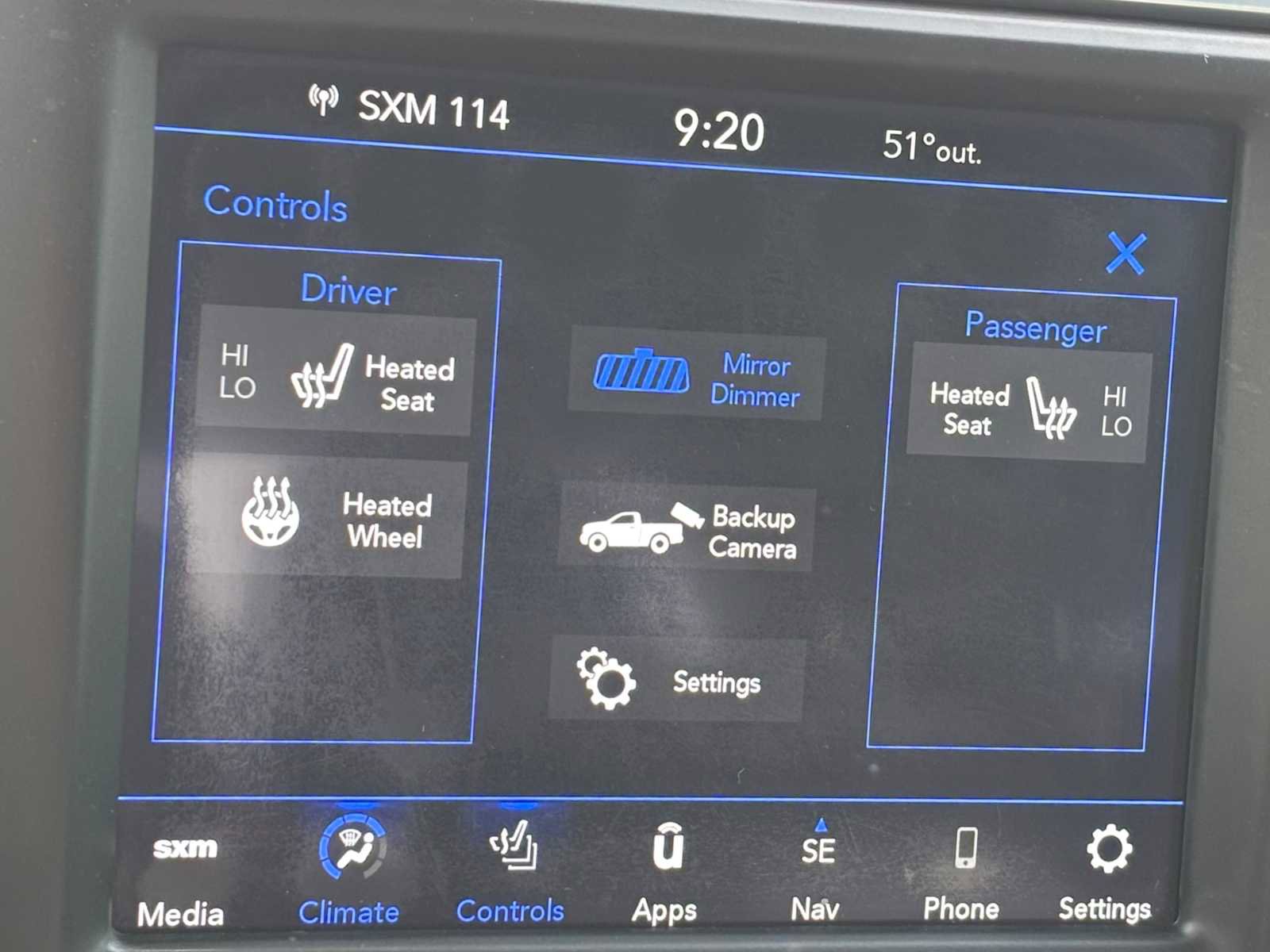 Used 2020 RAM 1500 Classic SLT w/ Luxury Group image 25