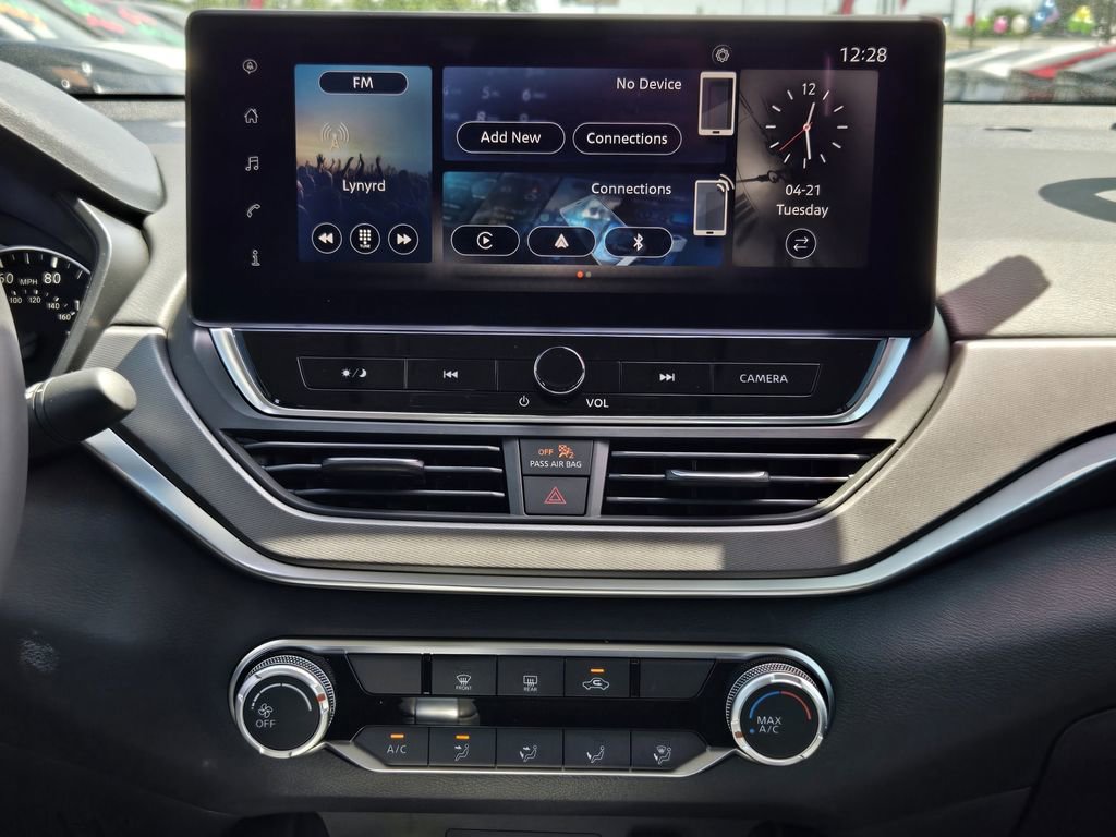 New 2026 Nissan Altima 2.5 SR w/ SR Premium Package FWD image 14