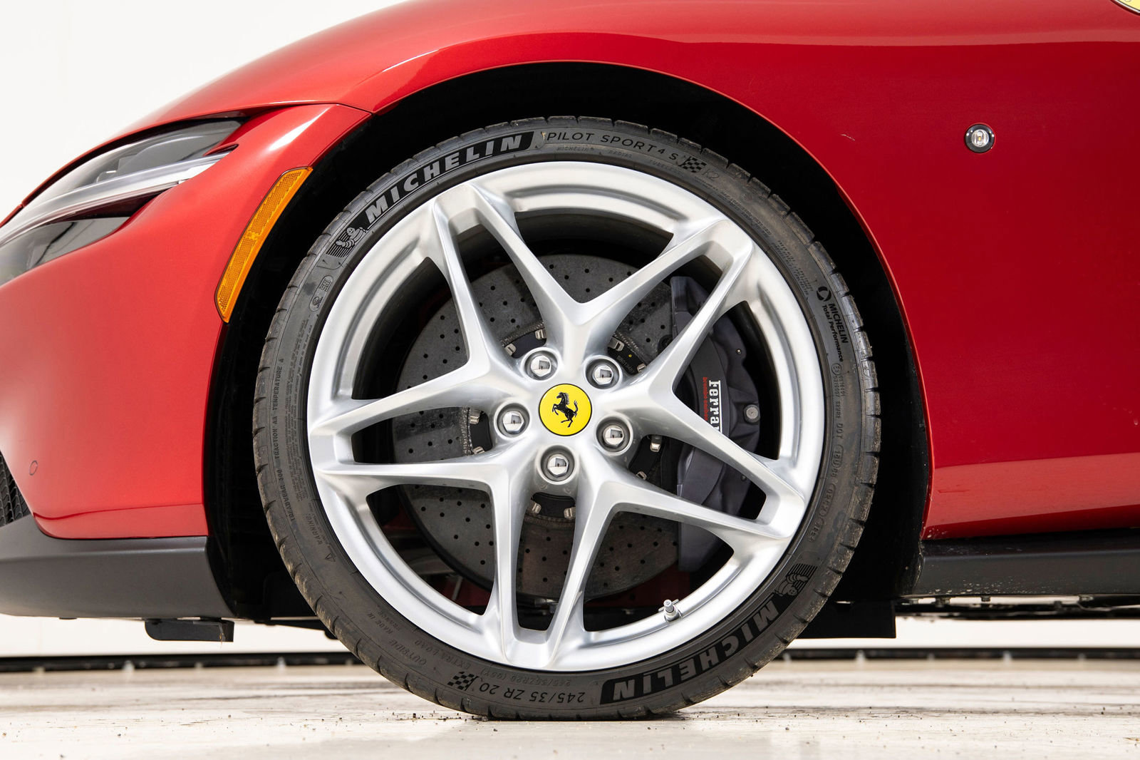 Certified 2025 Ferrari Roma Spider image 17
