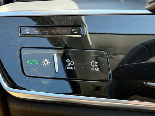 Used 2020 Audi A8 L 3.0T w/ Executive Package image 10