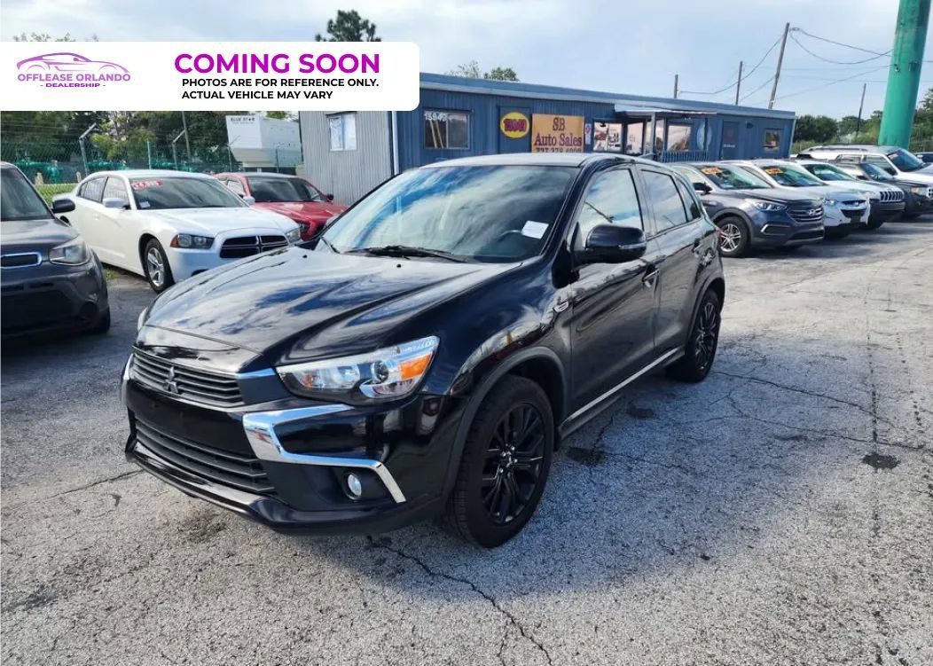 Used 2017 Mitsubishi Outlander SEL FWD image 1